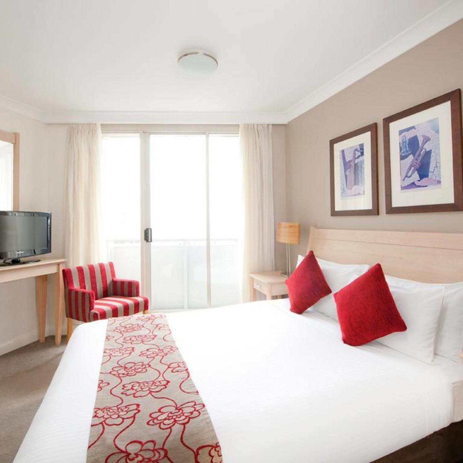 Mantra Chatswood Sydney Room photo